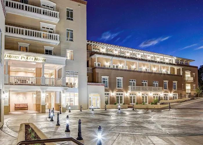 Dog Friendly Hotels in Santa Fe