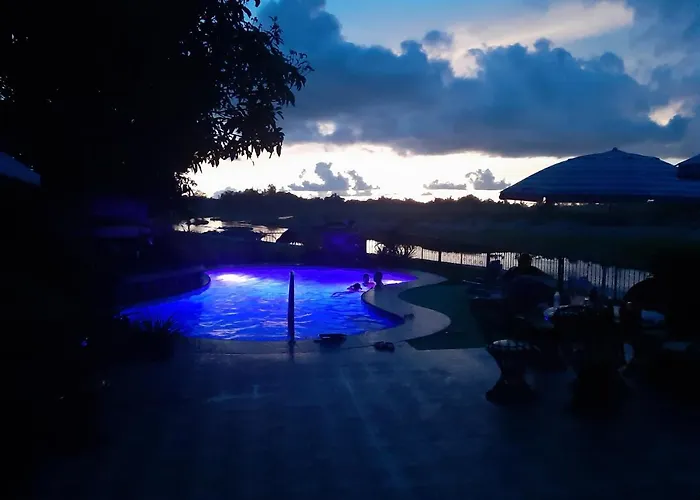 Dog Friendly Hotels in San Antonio (Zambales)