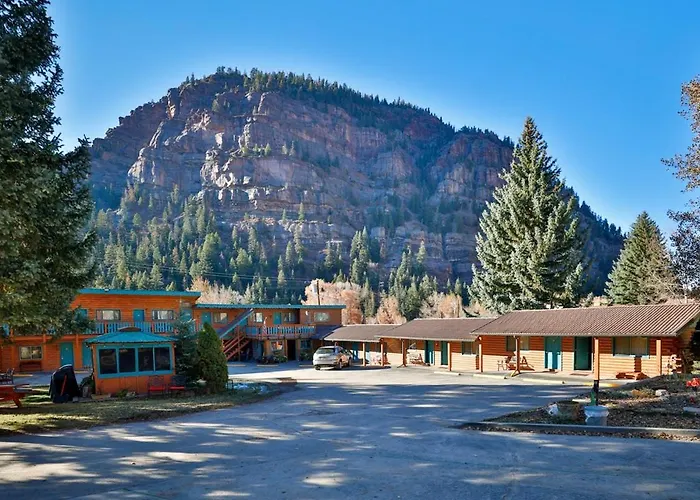 Dog Friendly Hotels in Ouray