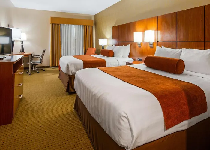 Dog Friendly Hotels in Cortland