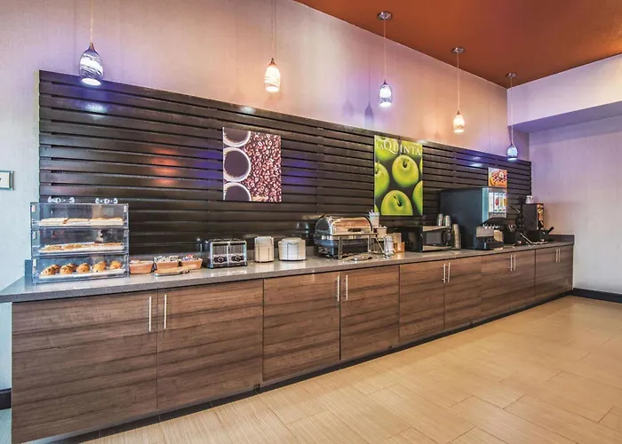 Dog Friendly Hotels in Guthrie