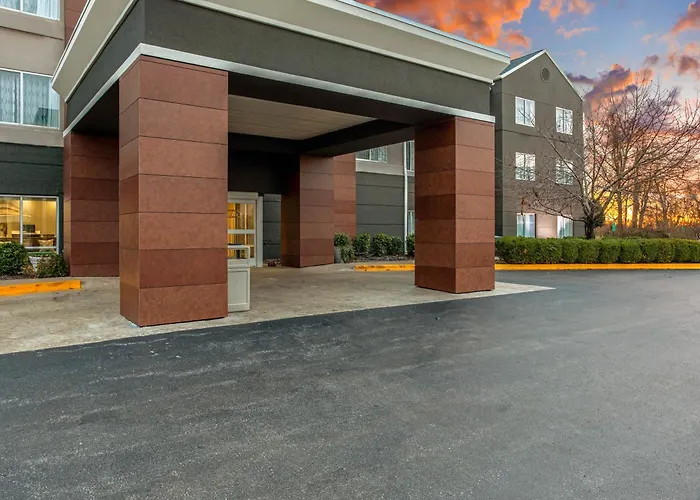 Dog Friendly Hotels in Hopkinsville