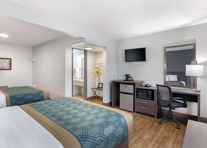 Dog Friendly Hotels in Socorro