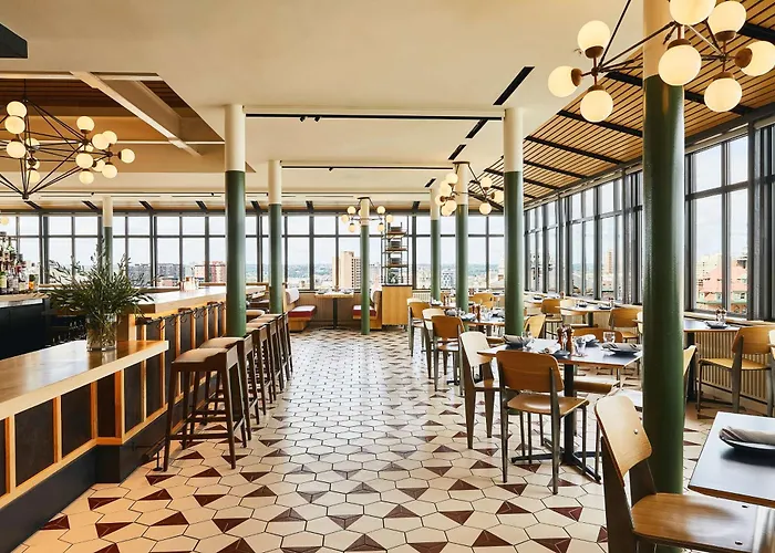 Dog Friendly Hotels in Baltimore