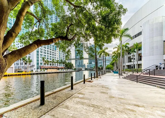 Dog Friendly Hotels in Miami