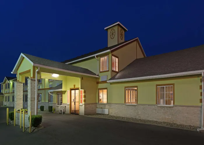 Dog Friendly Hotels in Cameron