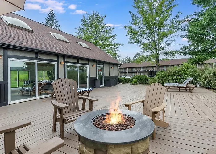 Dog Friendly Hotels in Windham