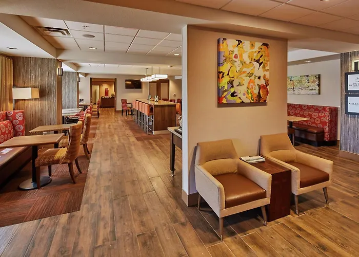 Dog Friendly Hotels in Parker