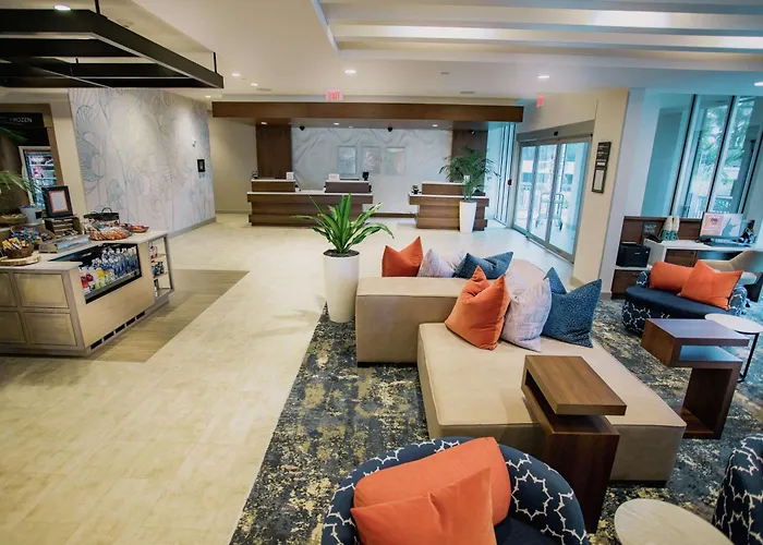Dog Friendly Hotels in West Palm Beach