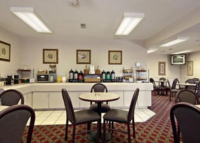 Dog Friendly Hotels in Wytheville