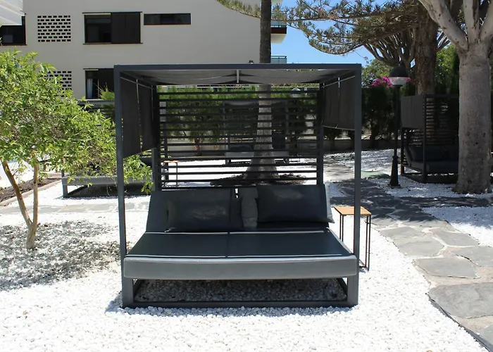 Dog Friendly Hotels in Playa del Ingles (Gran Canaria)
