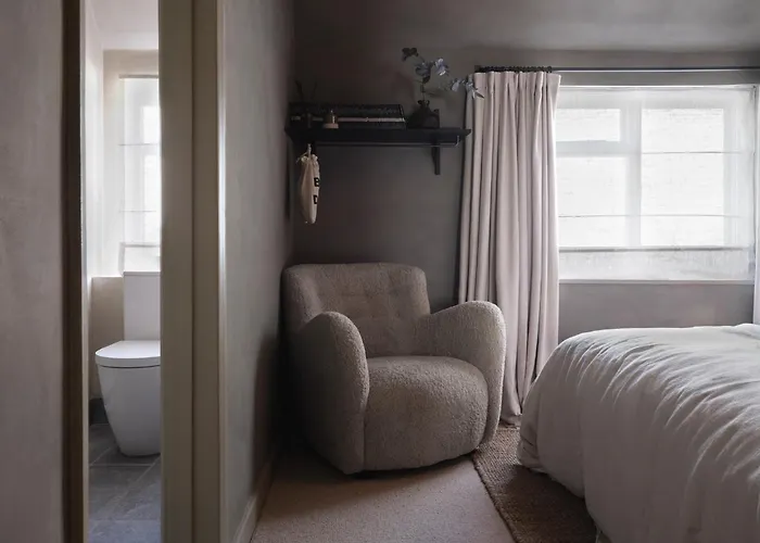 Dog Friendly Hotels in Burford
