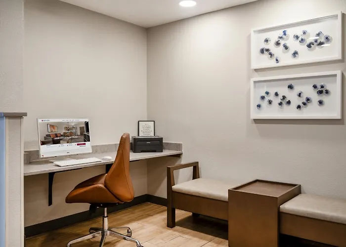 Dog Friendly Hotels in Manassas