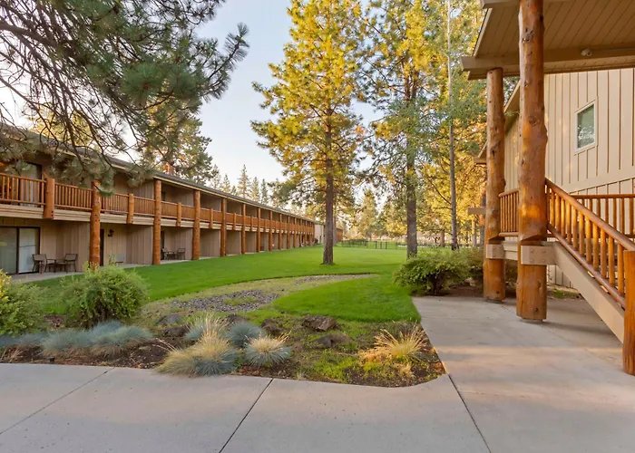 Dog Friendly Hotels in Sisters