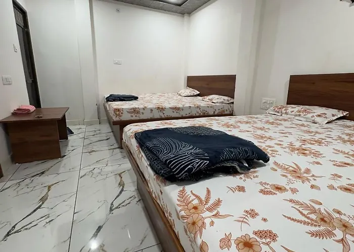 Dog Friendly Hotels in Ujjain