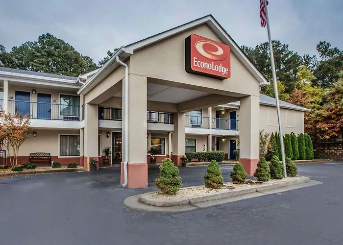 Dog Friendly Hotels in Villa Rica