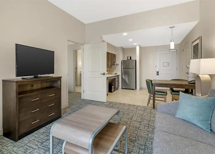 Dog Friendly Hotels in Schenectady