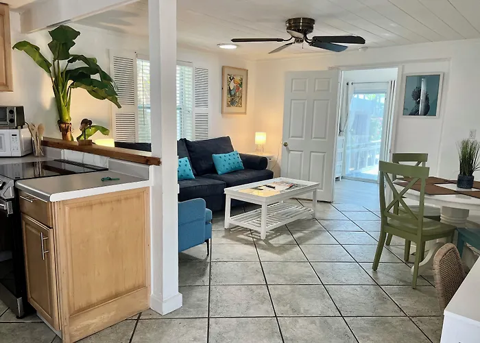 Dog Friendly Hotels in Siesta Key