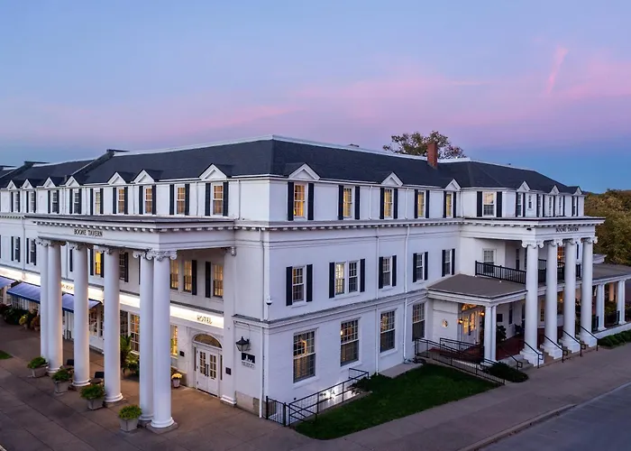 Dog Friendly Hotels in Berea