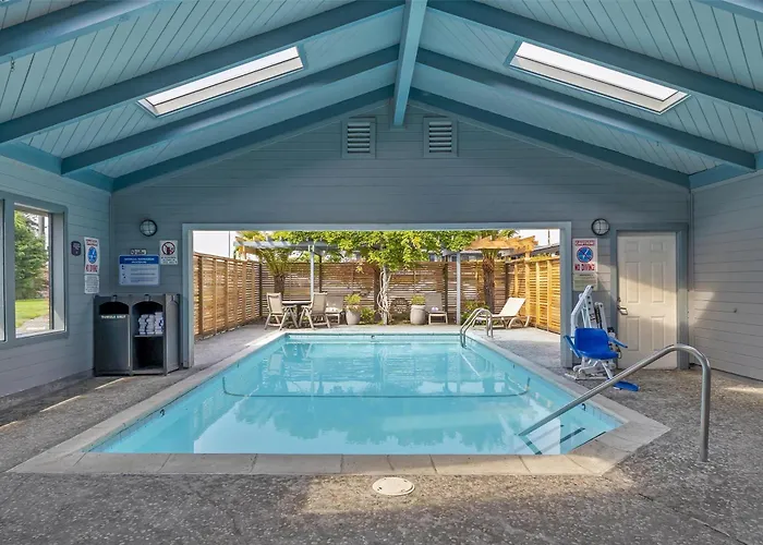Dog Friendly Hotels in Arcata