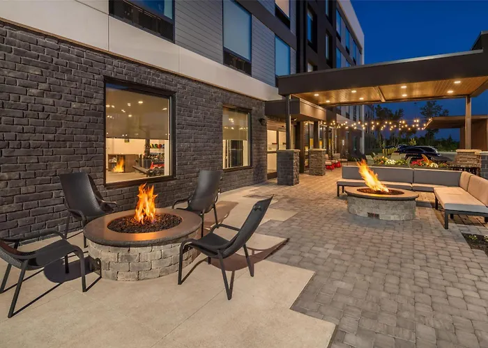 Dog Friendly Hotels in Reynoldsburg