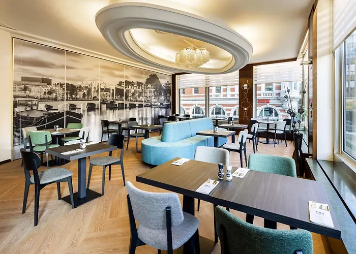Dog Friendly Hotels in Amsterdam