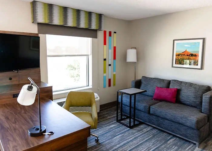 Dog Friendly Hotels in Scottsbluff