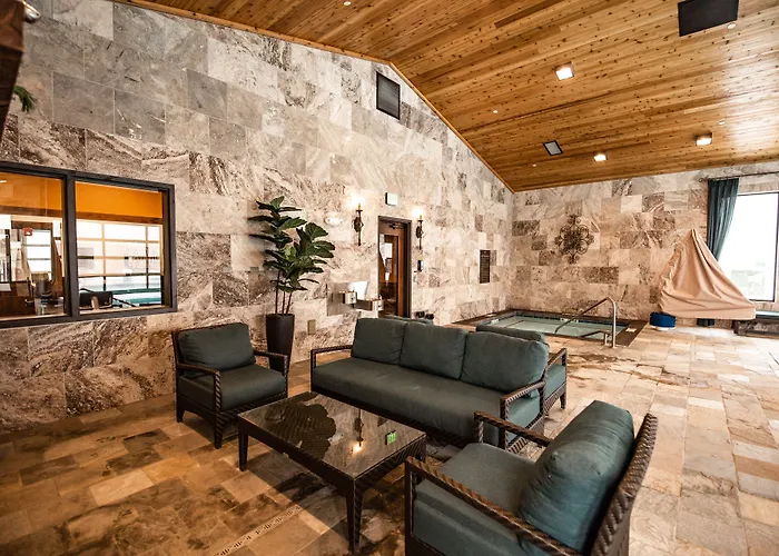 Dog Friendly Hotels in Jackson