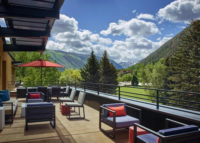 Dog Friendly Hotels in Aspen