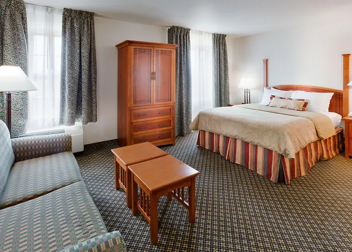 Dog Friendly Hotels in Allentown