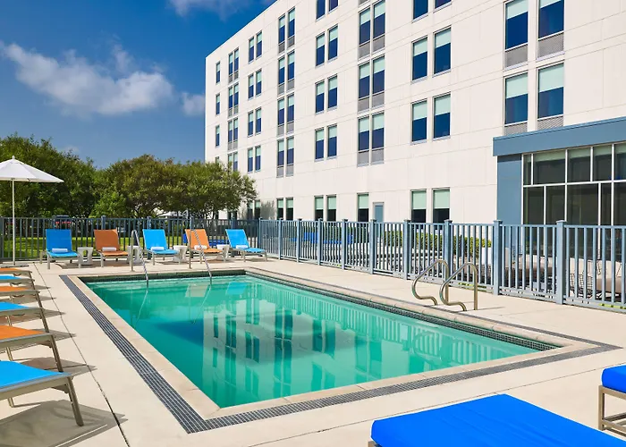 Dog Friendly Hotels in Frisco