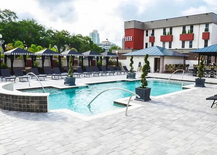 Dog Friendly Hotels in Spring Hill