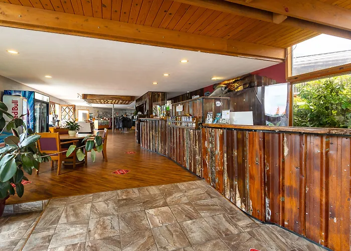 Dog Friendly Hotels in Port Orford