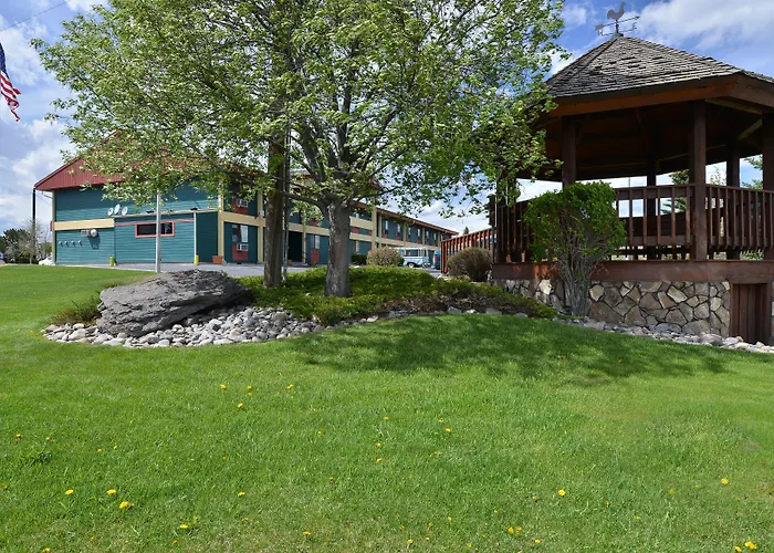 Dog Friendly Hotels in Butte
