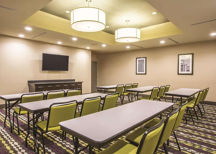 Dog Friendly Hotels in Hattiesburg