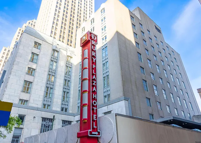Dog Friendly Hotels in Pittsburgh