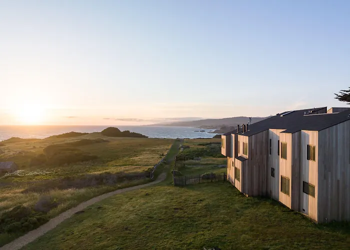 Dog Friendly Hotels in Sea Ranch