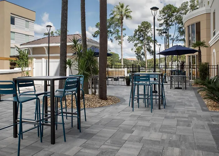 Dog Friendly Hotels in Lake City