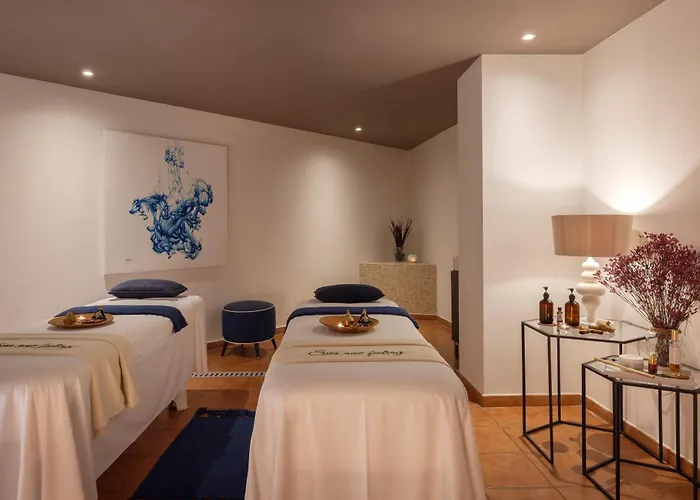 Dog Friendly Hotels in Costa Adeje (Tenerife)