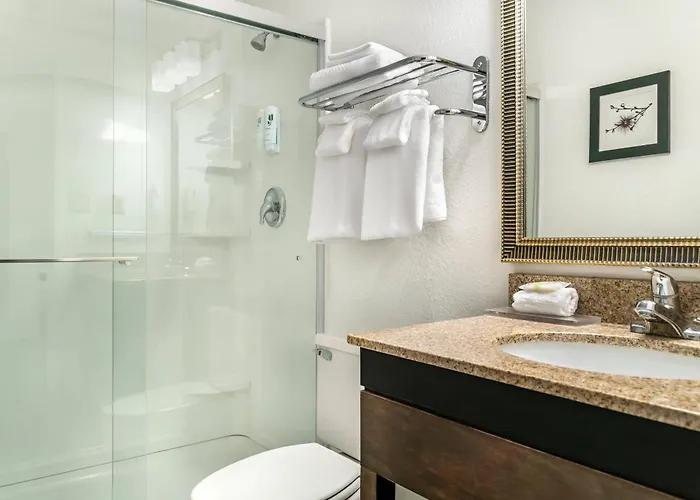 Dog Friendly Hotels in Frederick
