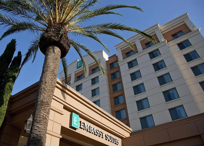 Dog Friendly Hotels in Sacramento