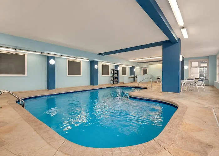 Dog Friendly Hotels in Rockford
