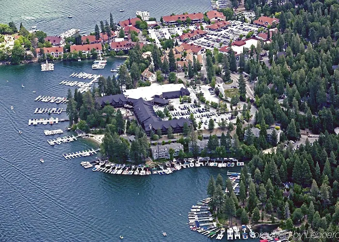 Dog Friendly Hotels in Lake Arrowhead