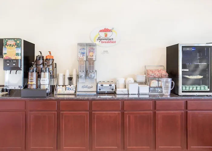 Dog Friendly Hotels in Cedar Falls
