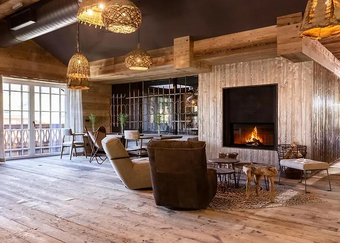 Dog Friendly Hotels in Maria Alm am Steinernen Meer
