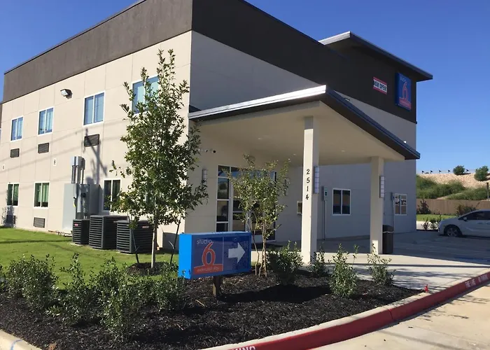 Dog Friendly Hotels in Mesquite